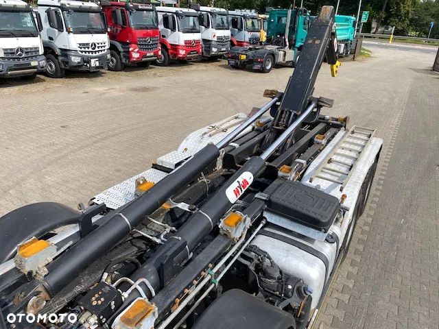 Mercedes-Benz AROCS 3246 - 14