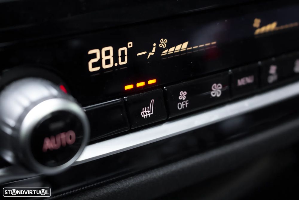 BMW 530 e Pack Desportivo M - 28