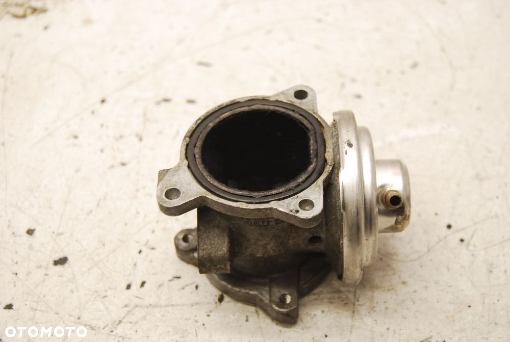 ZAWÓR EGR 045131501K 1.2 TDI SEAT IBIZA IV 1.4 TDI VW POLO IV SKODA 1.4 TDI - 2