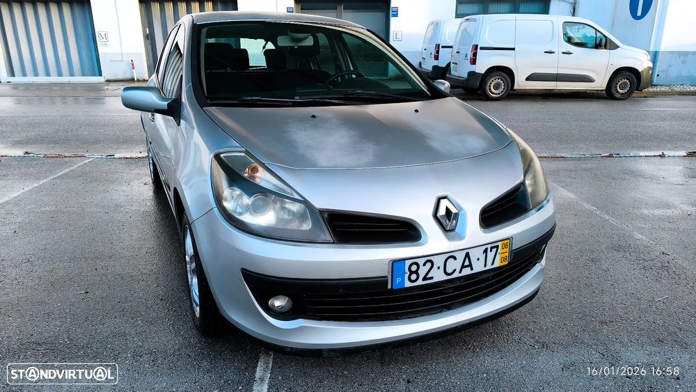 Renault Clio 1.2 16V Dynamique - 23
