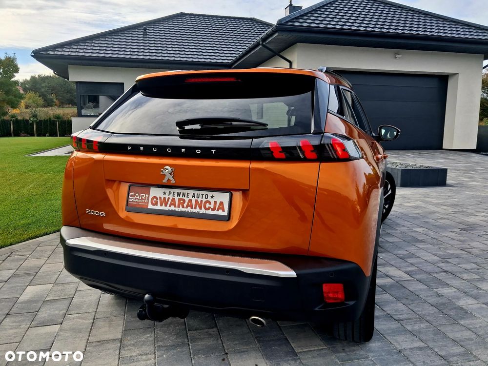 Peugeot 2008 1.5 BlueHDi Allure S&S EAT8 - 11