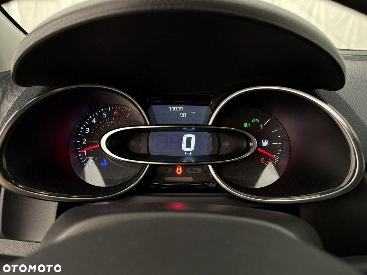 Renault Clio - 15