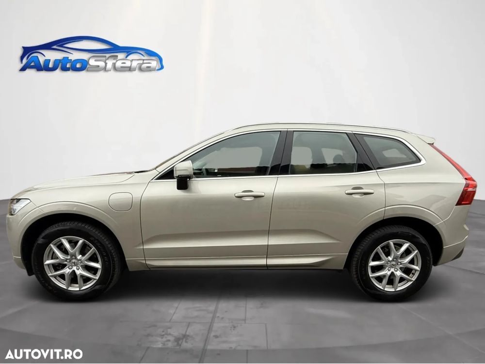 Volvo XC 60 T8 Twin Engine AWD Geartronic Momentum - 4
