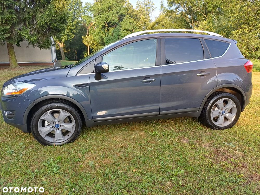 Ford Kuga 2.0 TDCi 4x4 Titanium - 10