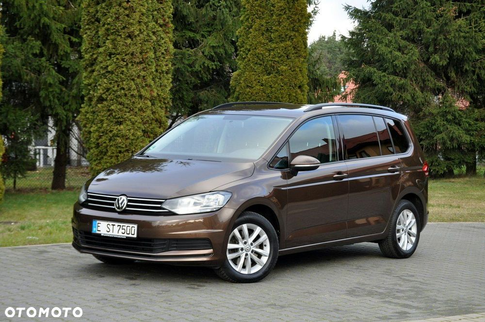 Volkswagen Touran - 10