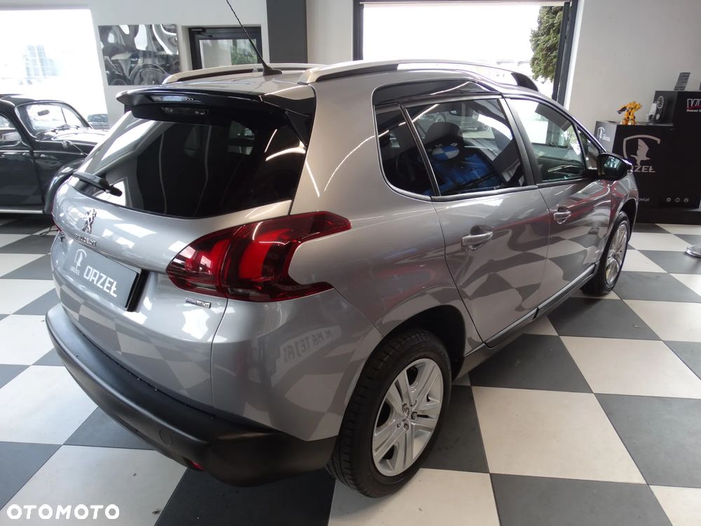 Peugeot 2008 PureTech 82 Style - 3
