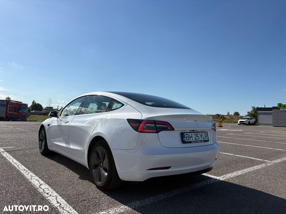Tesla Model 3 Standard Reichweite Plus Hinterradantrieb - 8