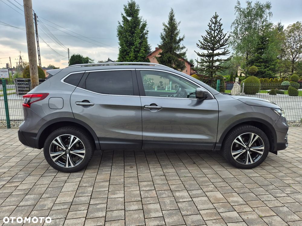 Nissan Qashqai 1.3 DIG-T N-Connecta - 8