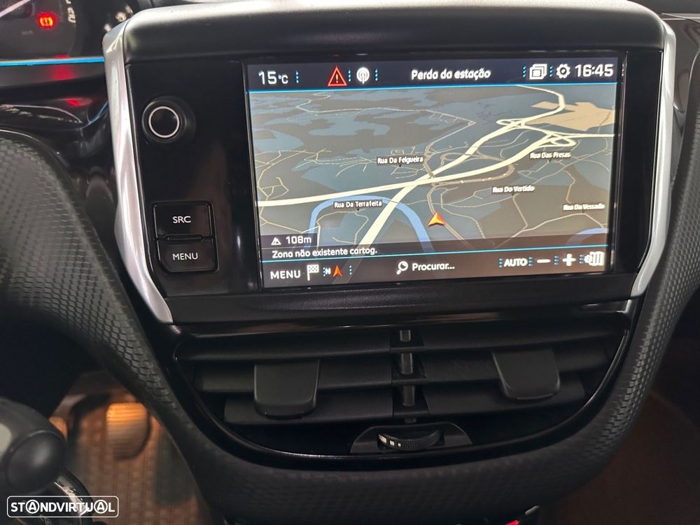 Peugeot 2008 1.2 PureTech Allure - 16