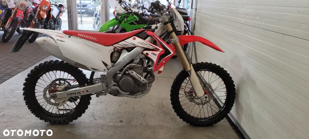 Honda CRF - 22