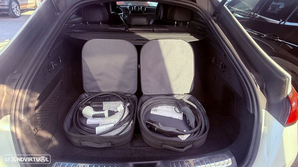 Mercedes-Benz GLC 300 de Coupe 4Matic 9G-TRONIC AMG Line Advanced - 43