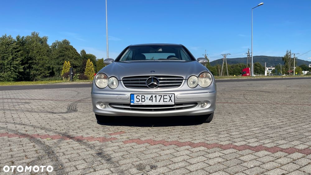 Mercedes-Benz CLK 320 - 2