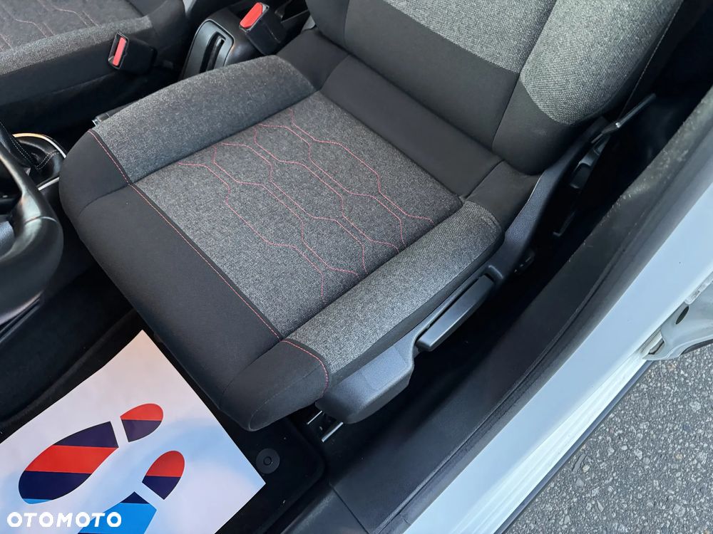 Citroën C3 1.5 BlueHDi Shine S&S - 32