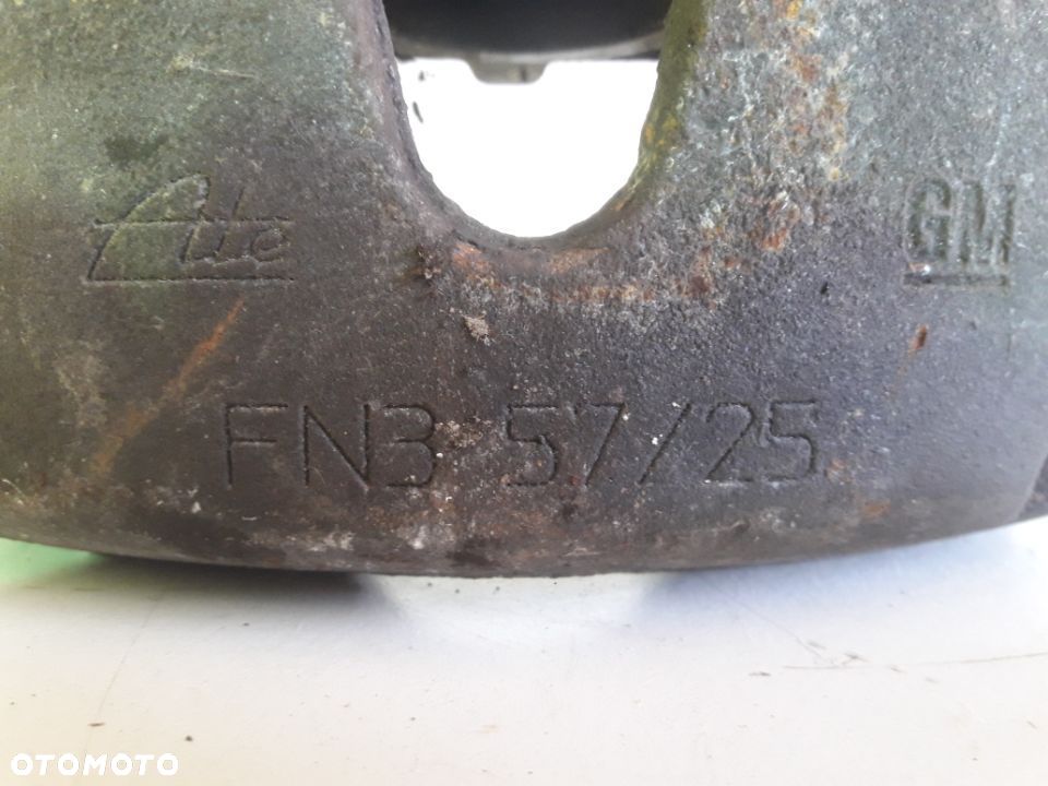 OPEL ZAFIRA B 1.7CDTI ZACISK HAMULCOWY PRZOD PRAWY SLASK WYSYLKA VAT - 2