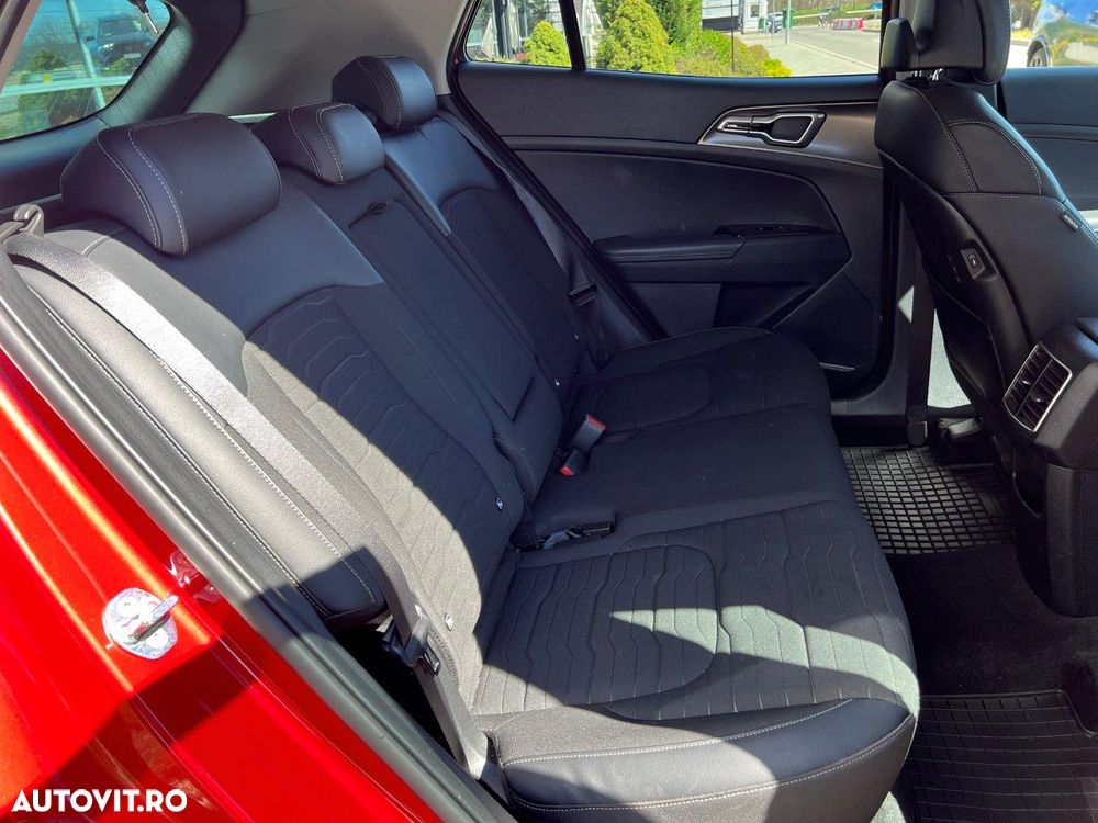 Kia Sportage 1.6 T-GDI MHEV 7DCT HP 4x2 Style - 9