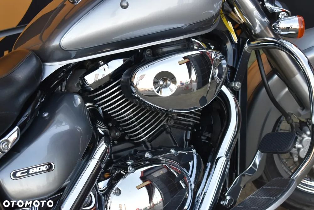 Suzuki VL 800 Volusia - Boulevard C50 - 37