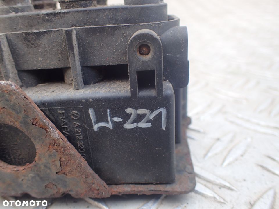 ROZDZIELACZ A2123200558 MERCEDES W221 LIFT RADOM - 2