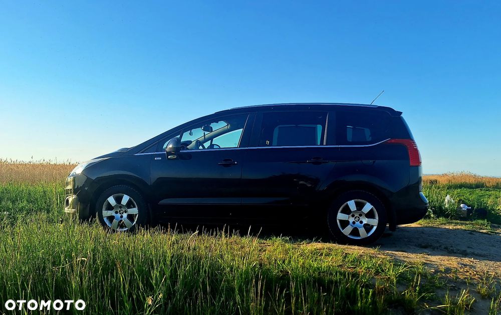 Peugeot 5008 - 6