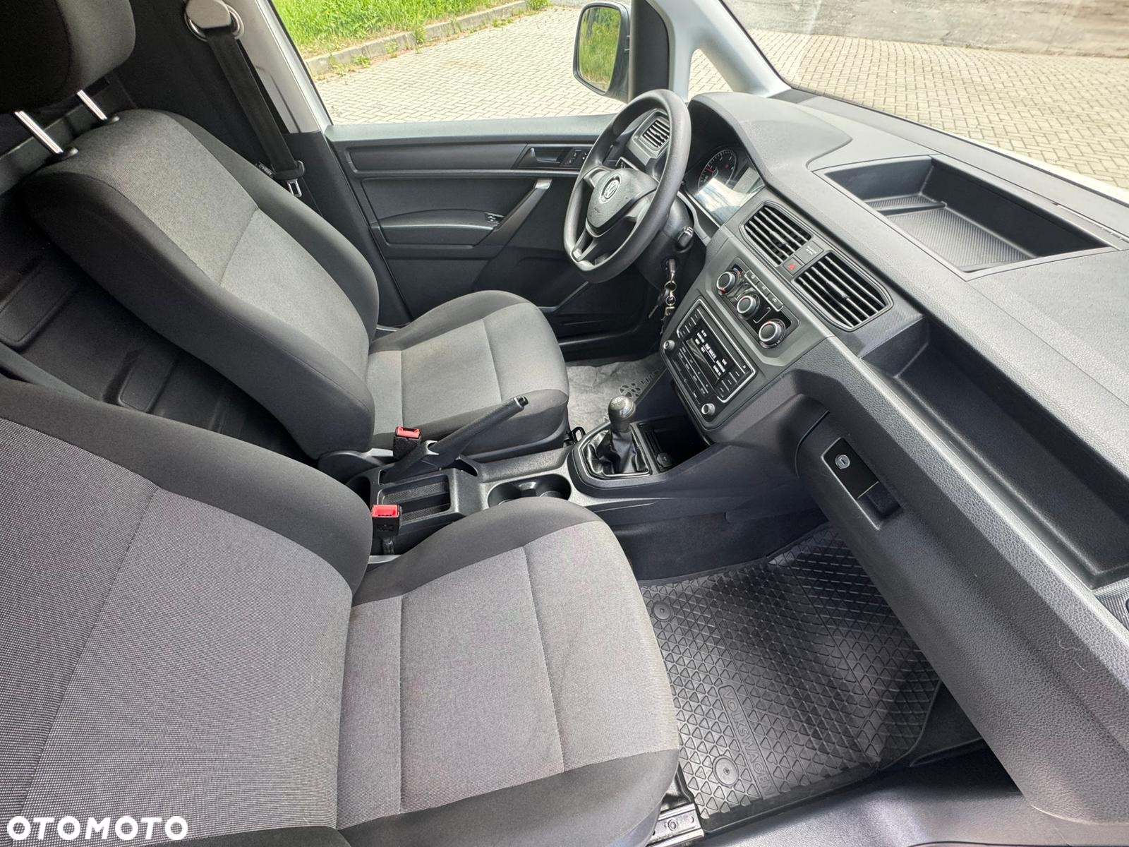 Volkswagen Caddy - 30