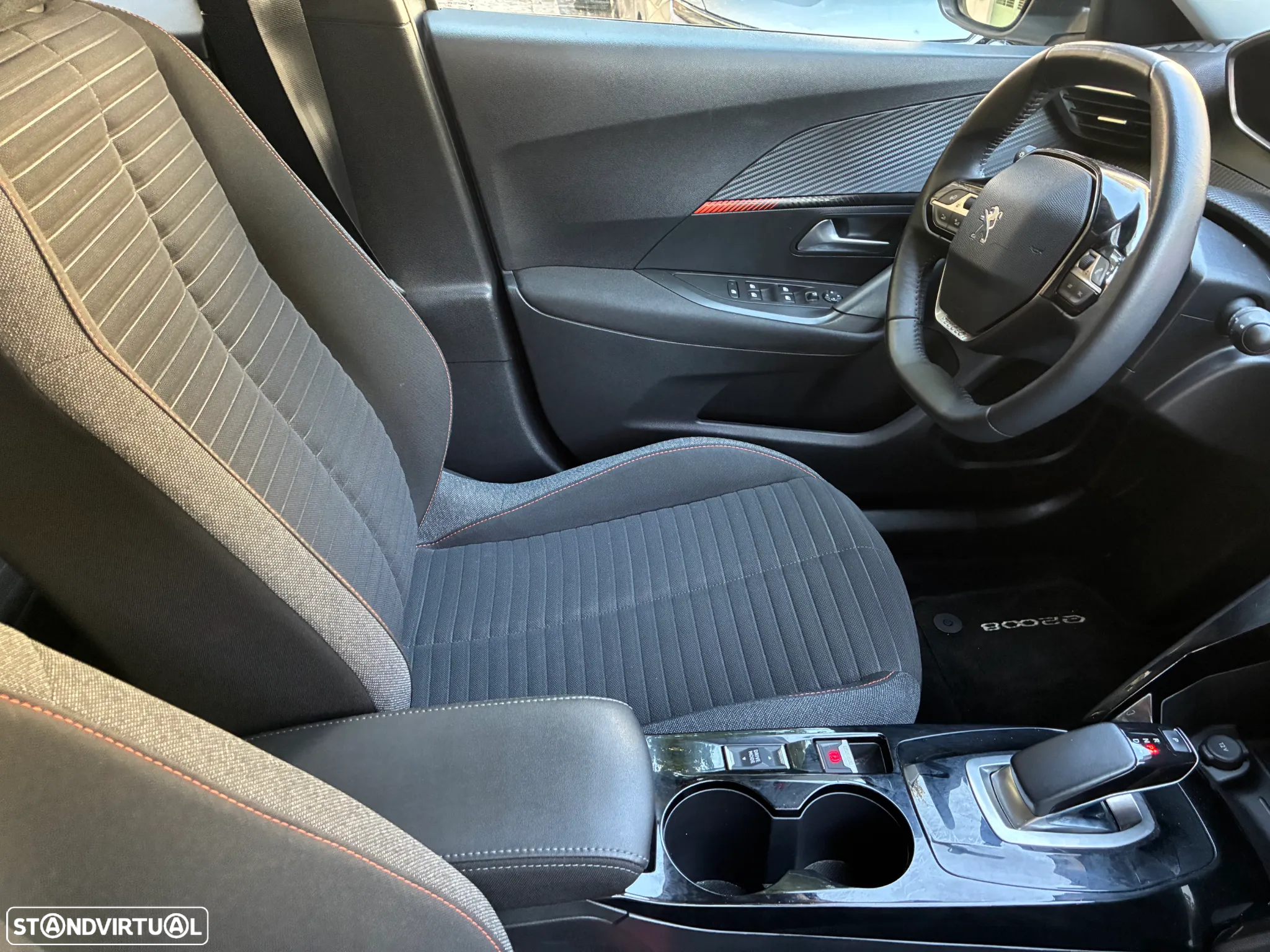 Peugeot e-2008 50 kWh Active Pack - 16