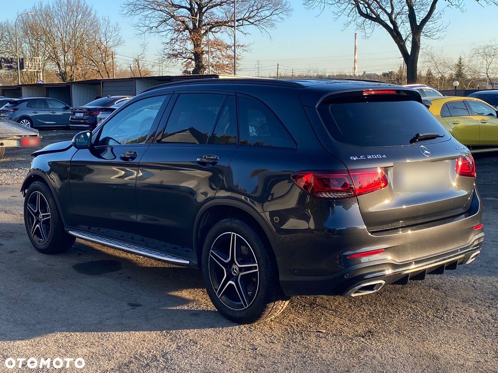 Mercedes-Benz GLC - 9