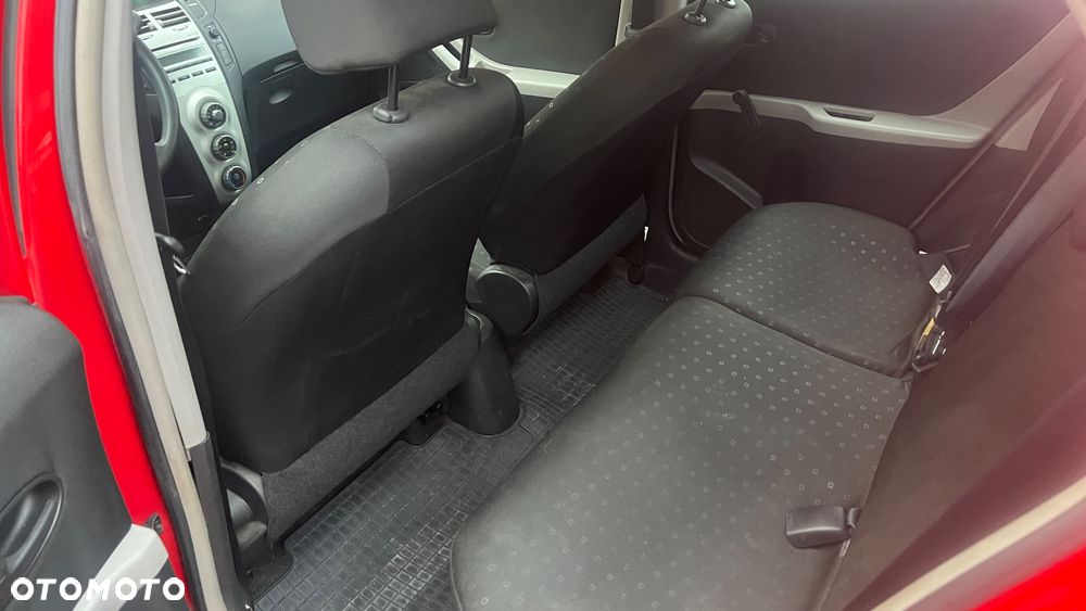 Toyota Yaris 1.4 D-4D Luna A/C - 6