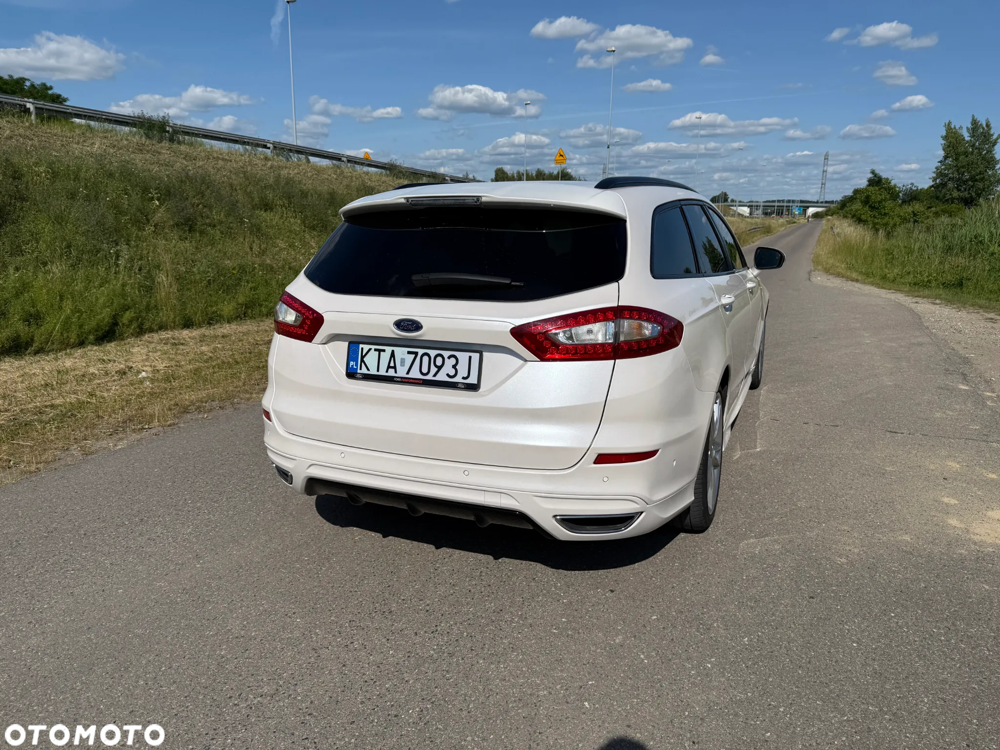 Ford Mondeo 2.0 TDCi Titanium - 4