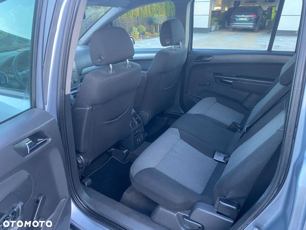 Opel Zafira 1.8 Enjoy - 8