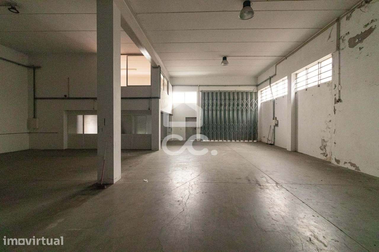 Pavilhão Industrial em Pevidém - Guimarães - Grande imagem: 3/19
