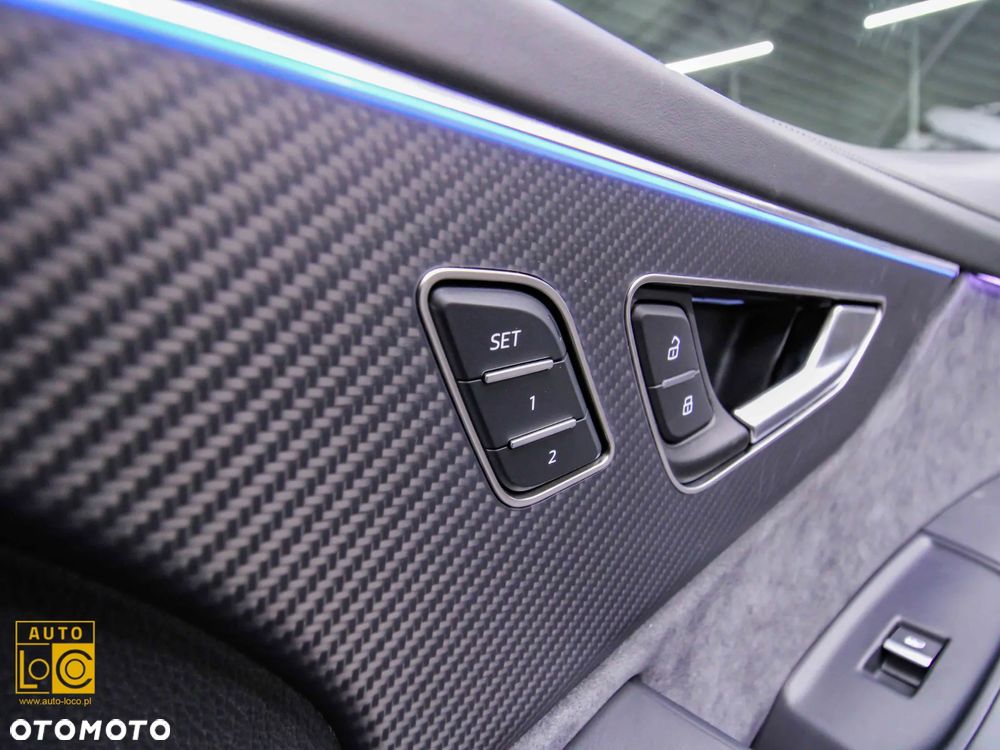 Audi RS Q8 TFSI quattro tiptronic - 37