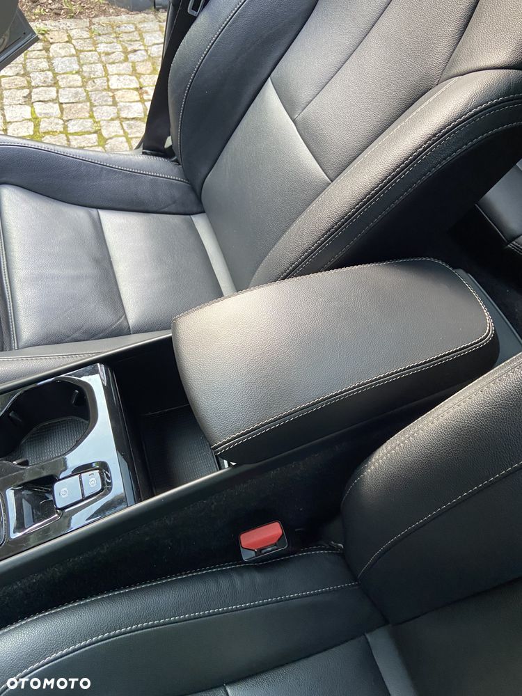 Volvo XC 40 D4 AWD Inscription - 15