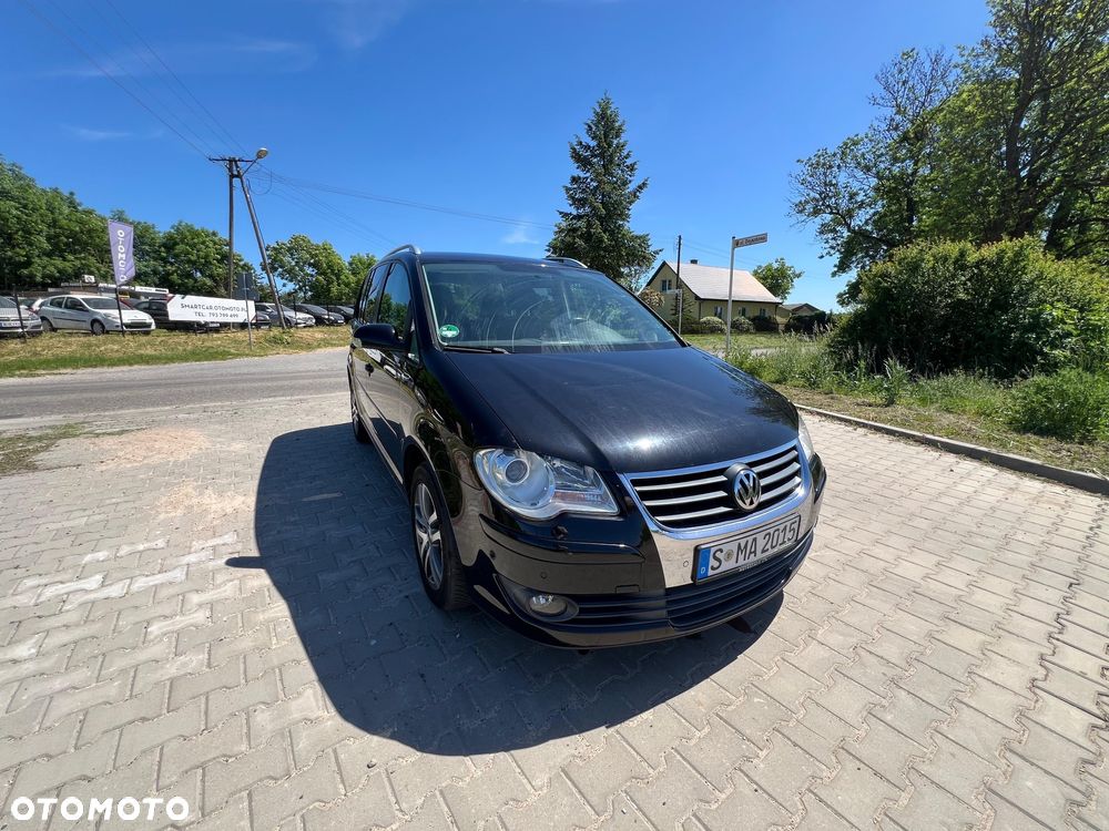 Volkswagen Touran - 2