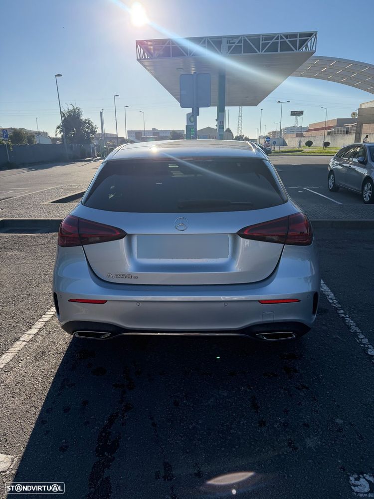 Mercedes-Benz A 250 e AMG Line - 3