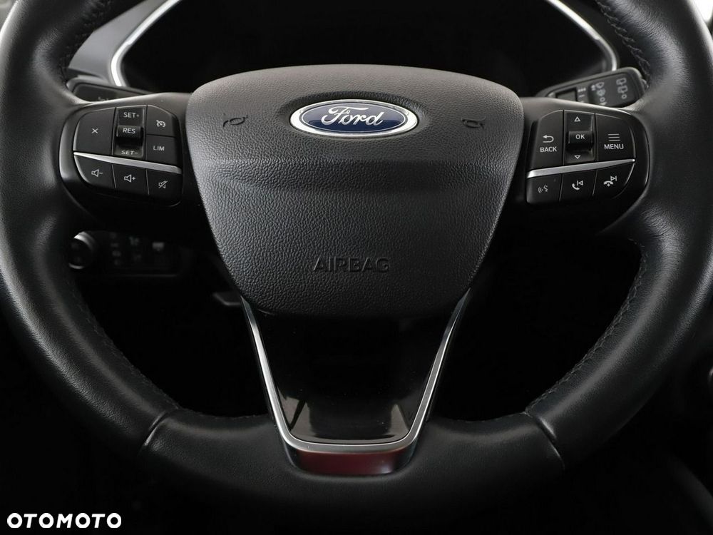 Ford Kuga 2.0 TDCi 2x4 Titanium - 22