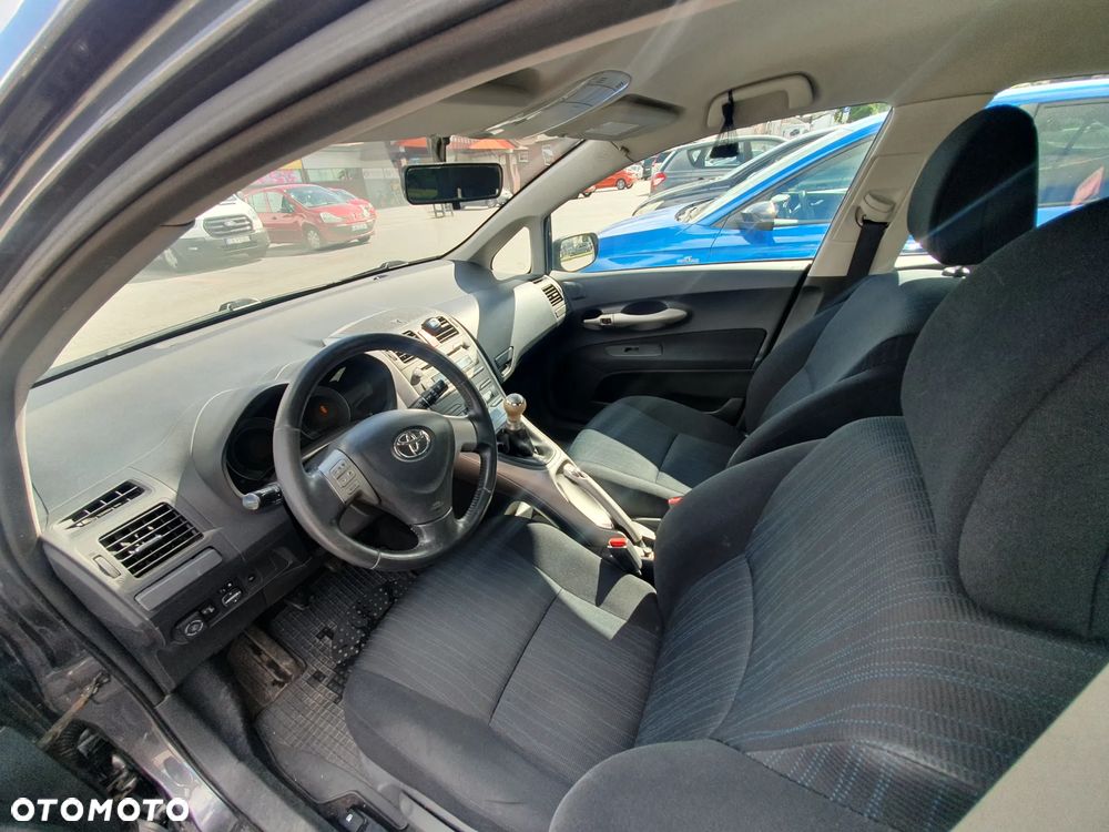 Toyota Auris 1.6 VVT-i Premium - 9