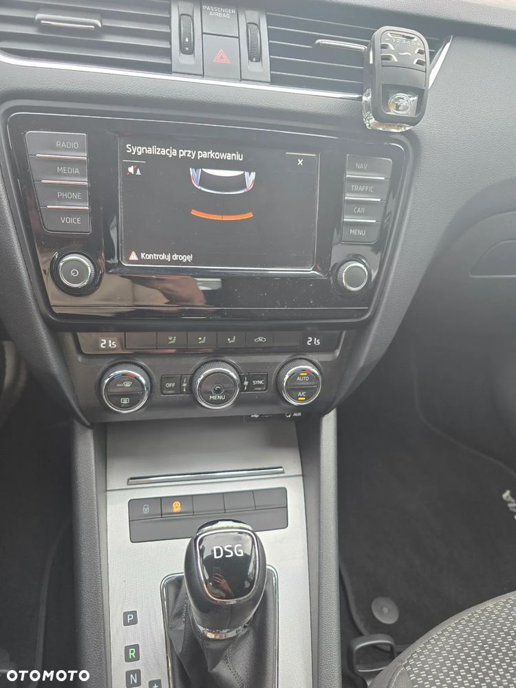 Skoda Octavia 1.6 TDI Ambition DSG - 17