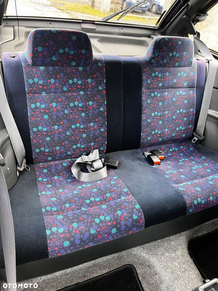 Suzuki Swift 1.0 GL - 13