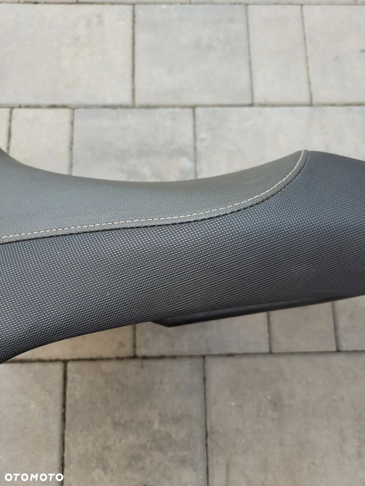 Kanapa, fotel, siedzenie Moto Guzzi Breva 750 - 8
