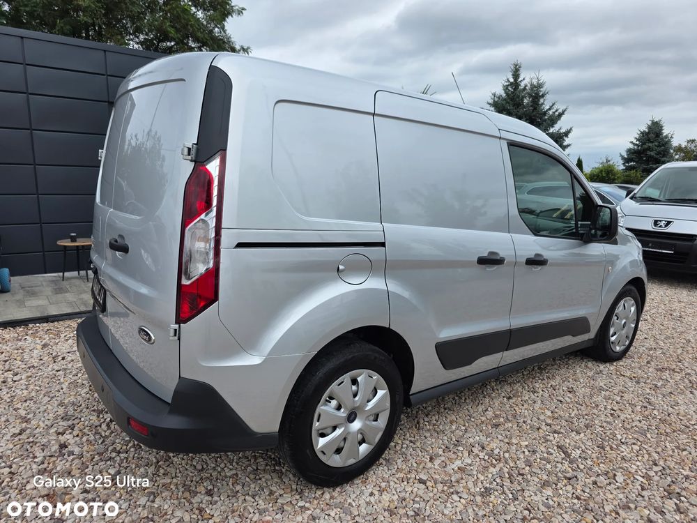 Ford Transit Connect - 13