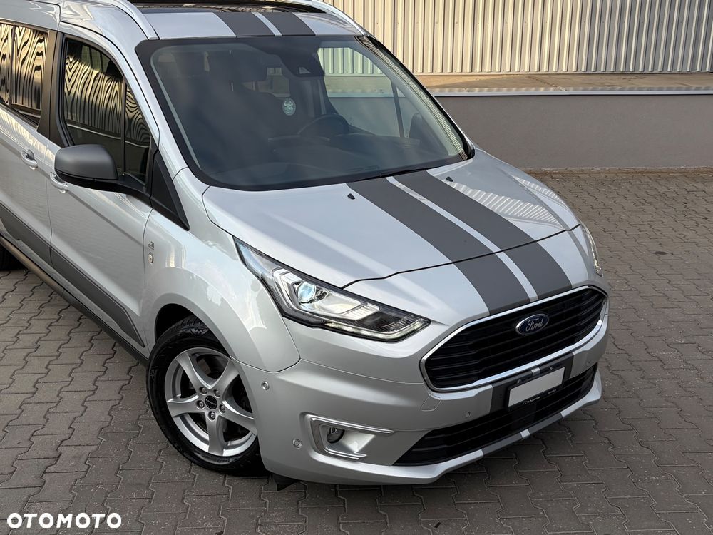 Ford Tourneo Connect Grand - 13