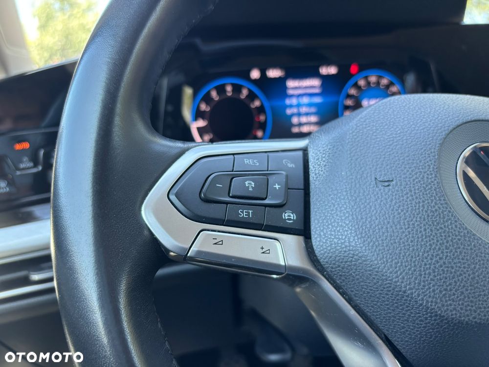 Volkswagen Golf 1.5 TSI EVO Life - 32