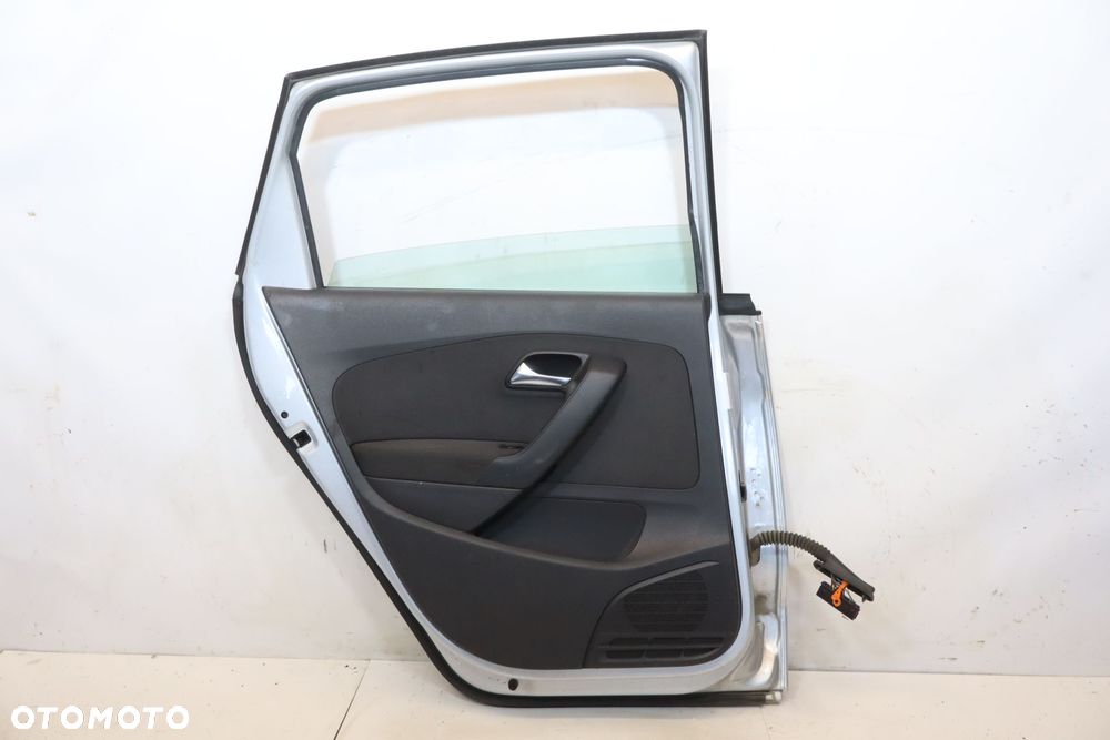 DRZWI LEWY TYŁ VOLKSWAGEN POLO V LA7W HATCHBACK - 2