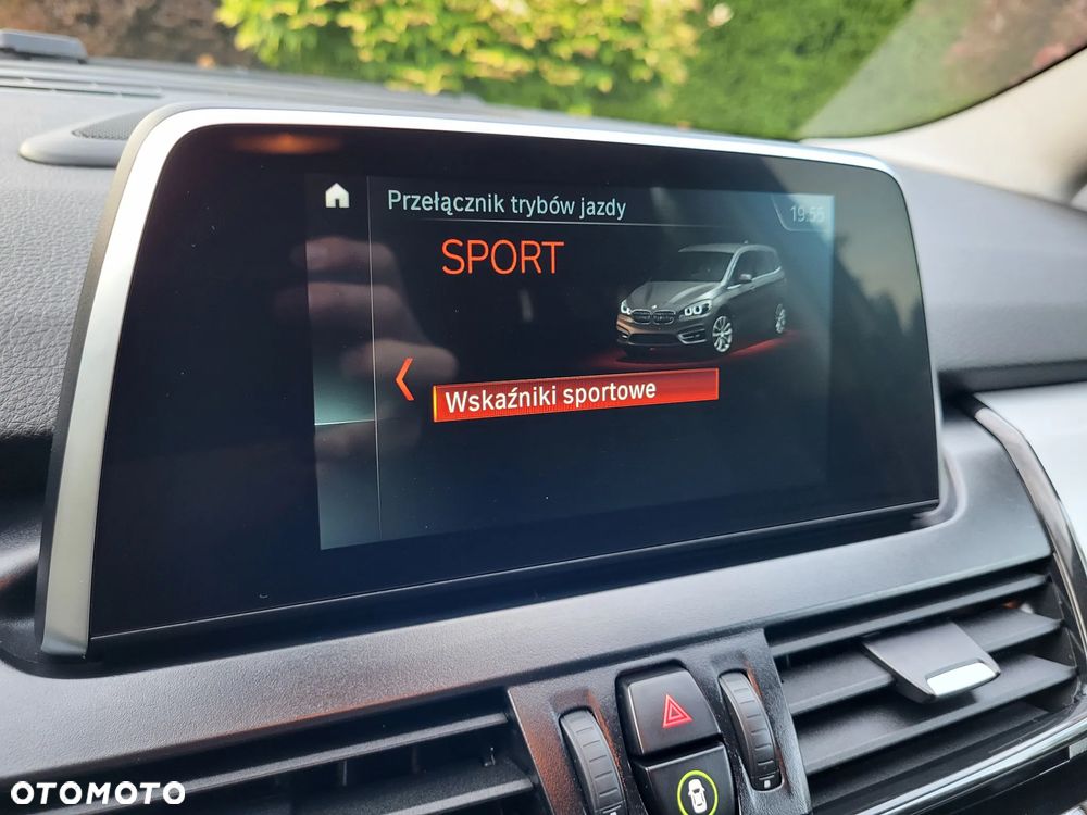 BMW Seria 2 216i GT Sport Line - 12