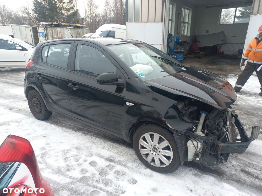 Hyundai I20 1.2 B 10r wszystkie części FR9P - 3