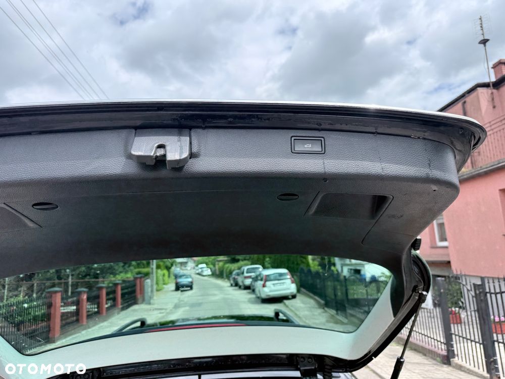 Volkswagen Passat 2.0 TDI Highline - 8
