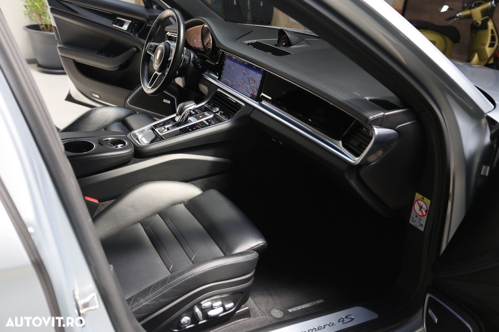 Porsche Panamera 4S Sport Turismo - 6