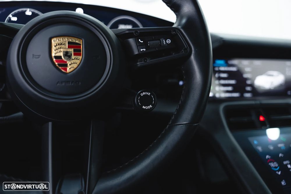 Porsche Taycan 4S Bateria Performance Plus - 46