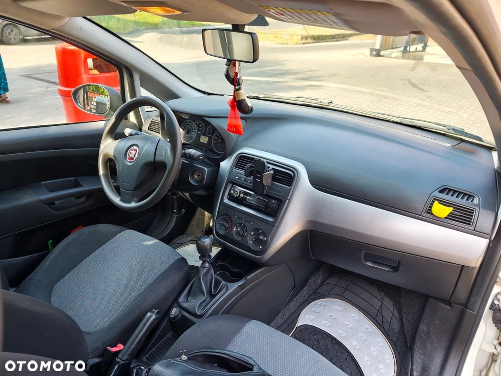 Fiat Punto - 3