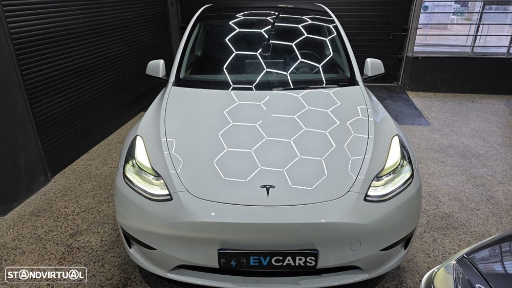 Tesla Model Y Standard - 4