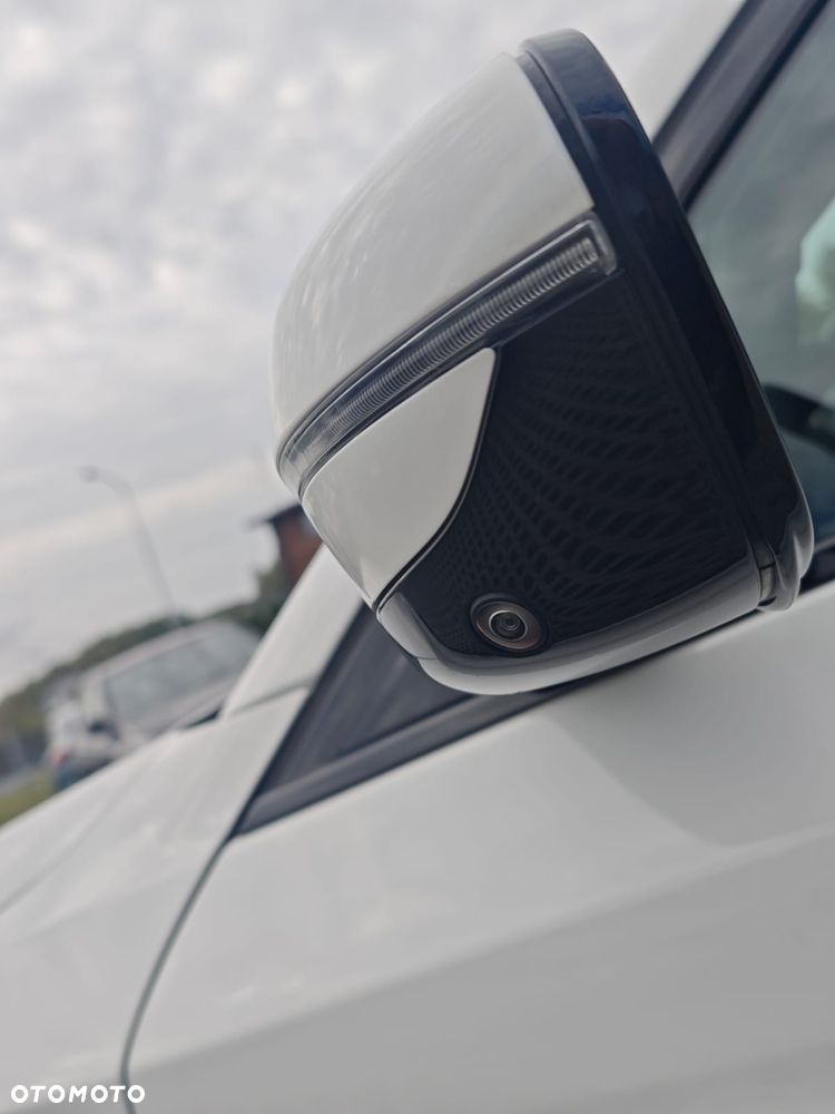 BMW Seria 5 530e xDrive M Sport sport - 23